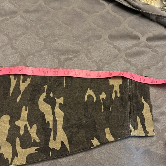 Light denim button up shirt - Picture 9 of 10